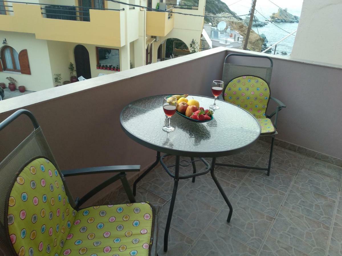 Mades Magic Place Agia Pelagia Eksteriør bilde